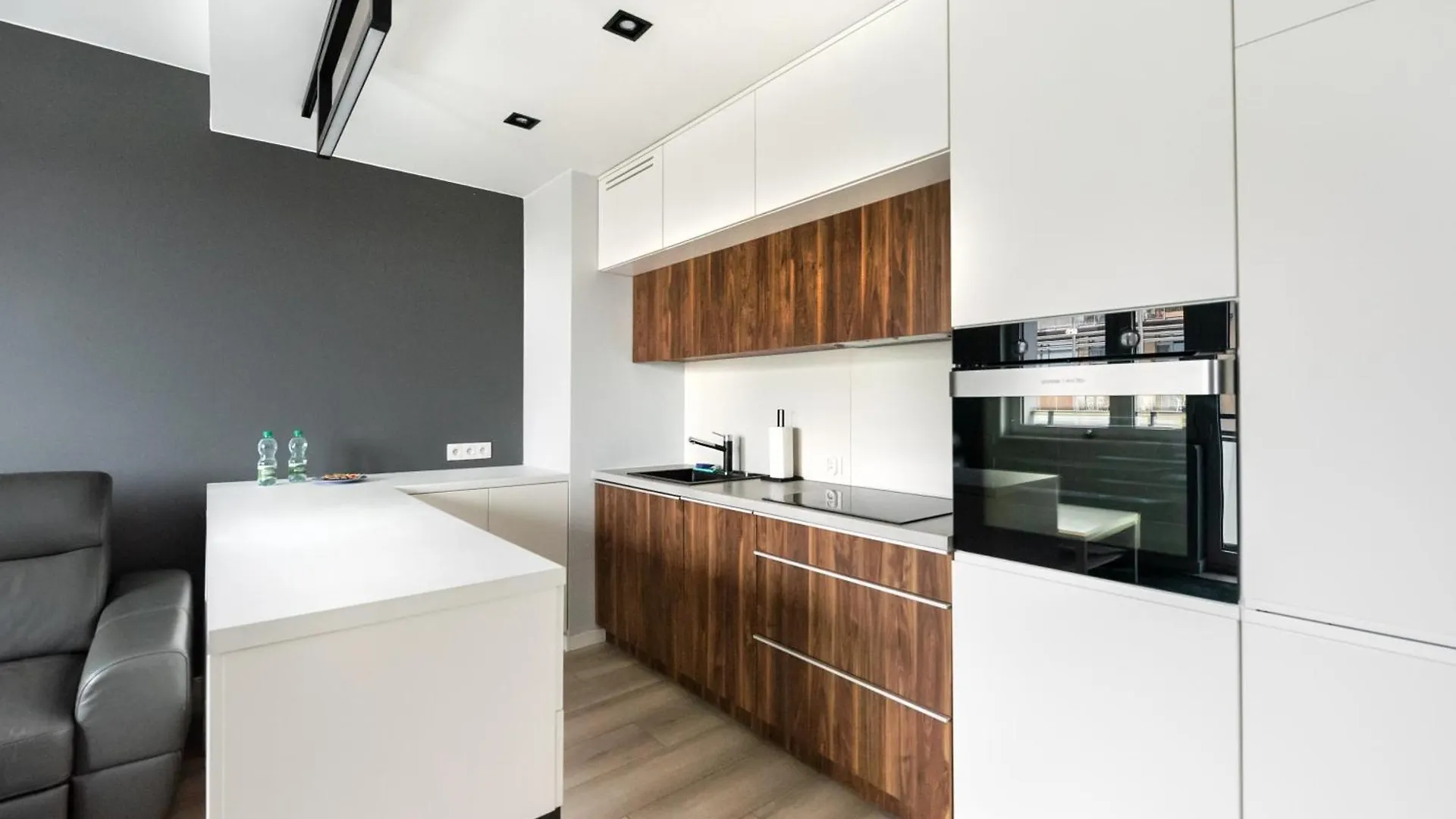Racjonalizacji Modern Apartment Varsóvia
